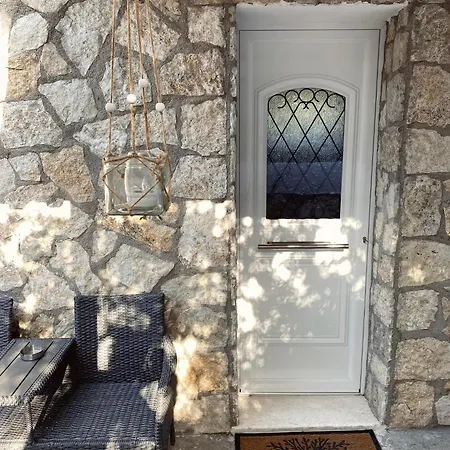 Moxy Paxos - Cozy Apartment *
